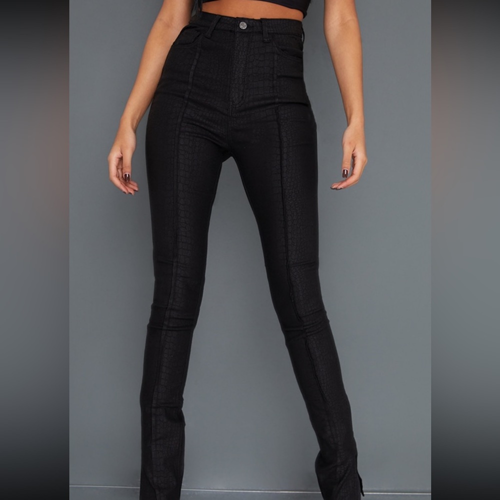 PRETTY LITTLE THING tall black coated 5pocket long leg skinny jeans